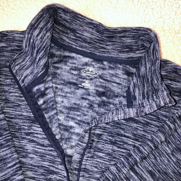 Long Sleeve Fleece - Picture 2 of 3